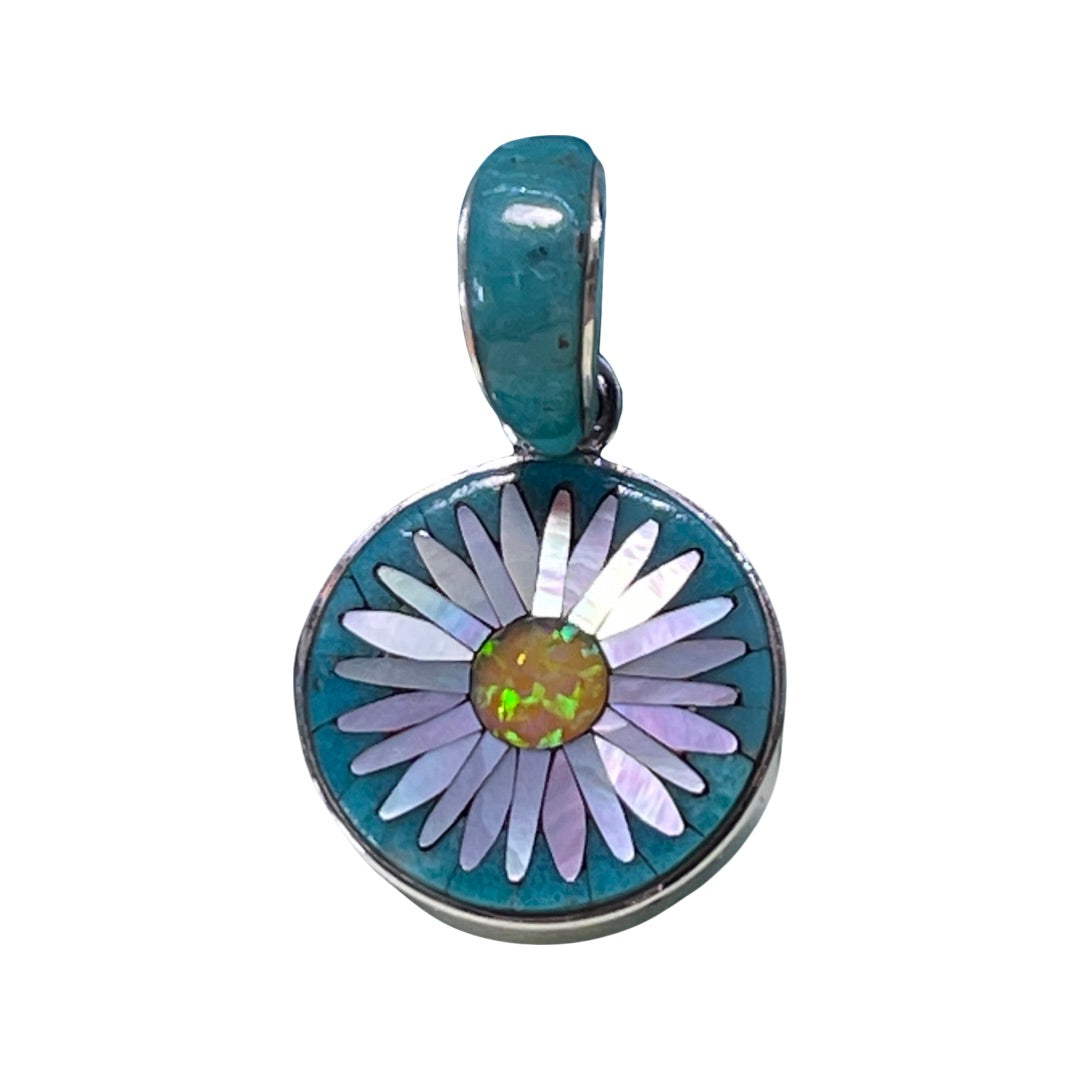 Mother of Pearl Daisy