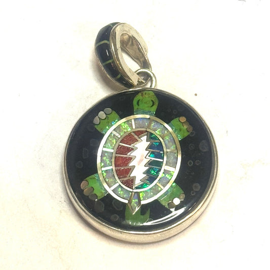 Bolt Terrapin Pendant