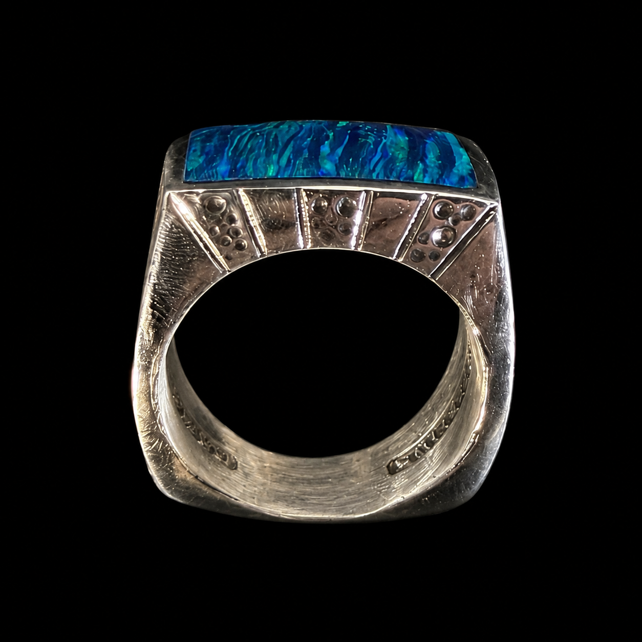 Engraved Geometric Inlay Signet Ring
