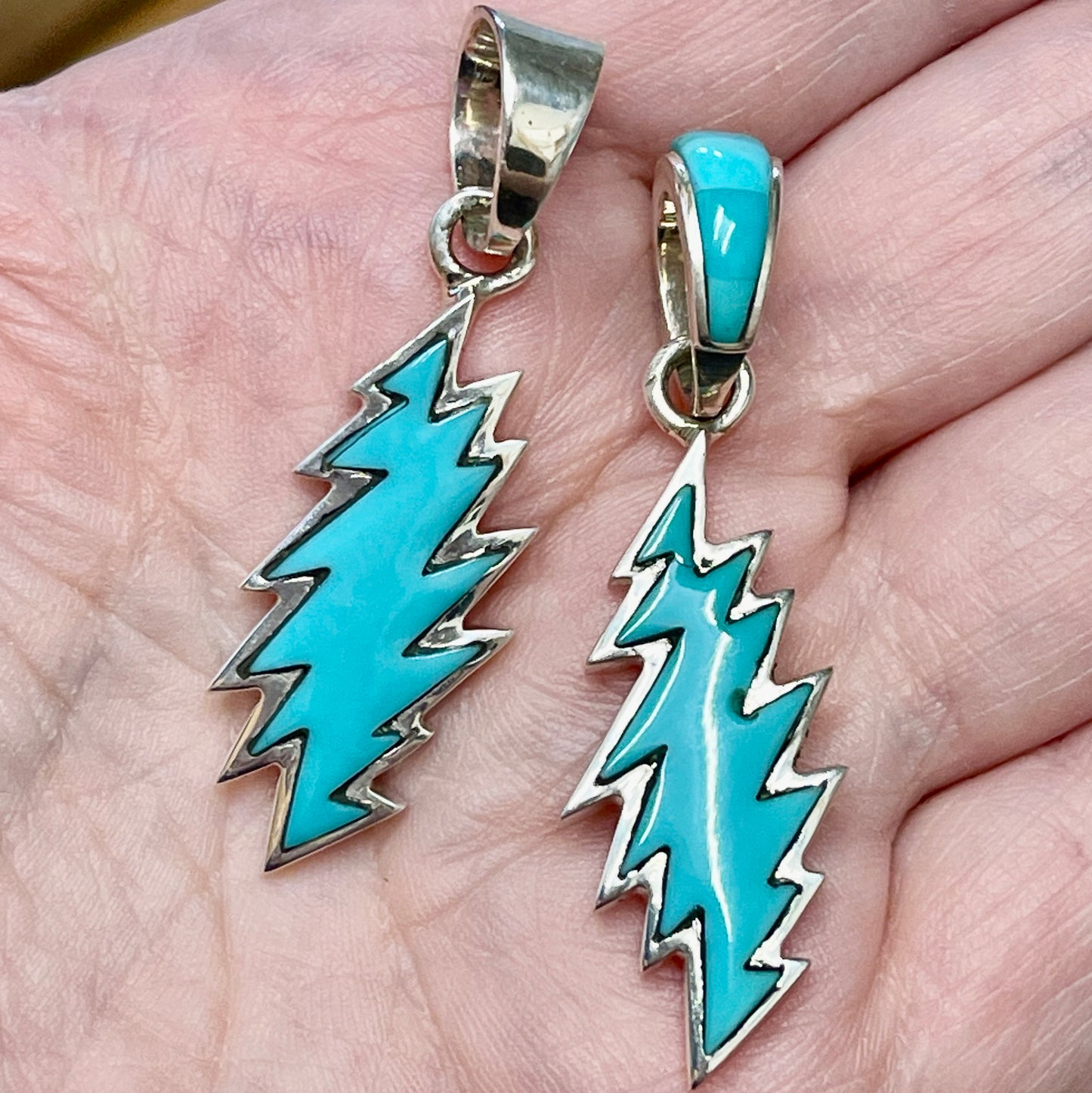 Turquoise Bolt 2"