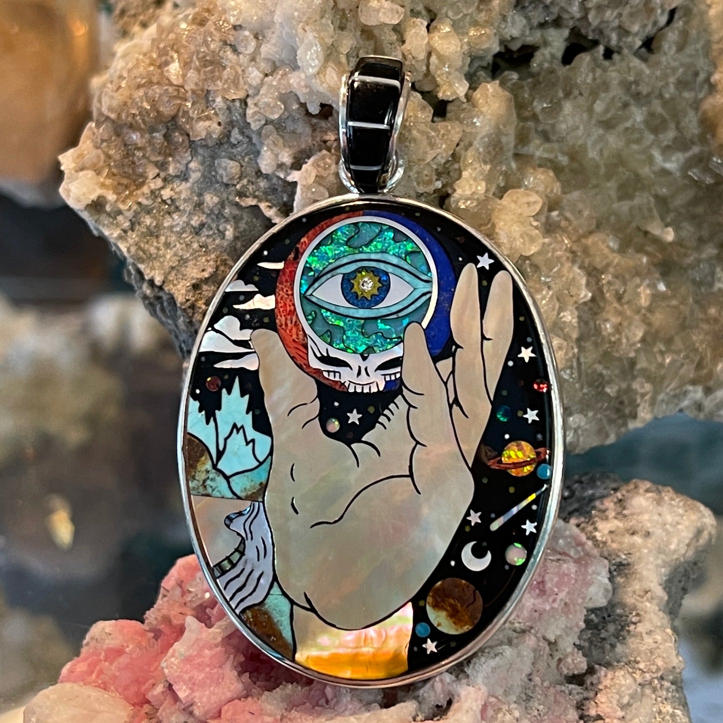 Holding the Eye of the World